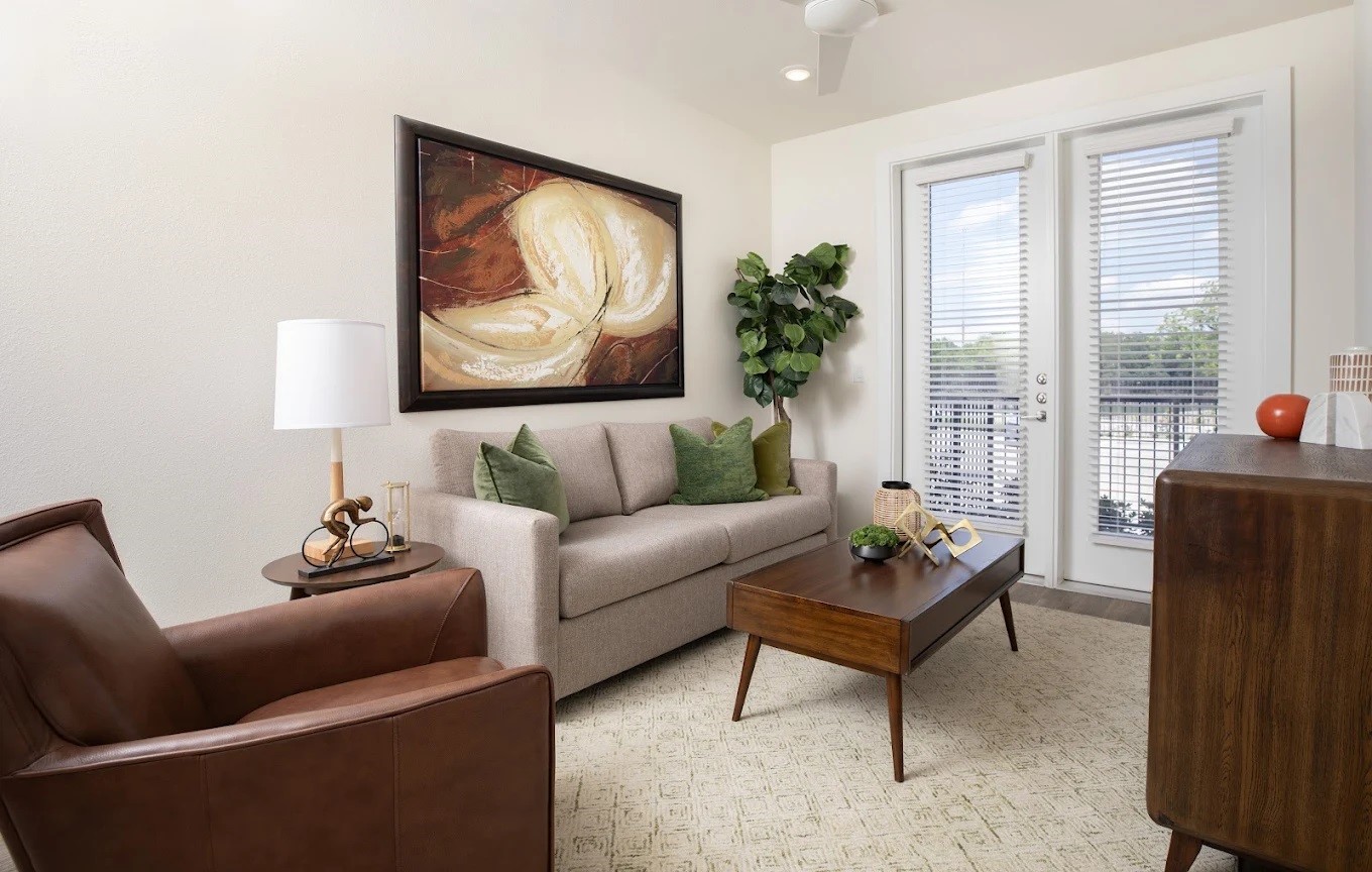 Houston Condo: 1690 North Loop