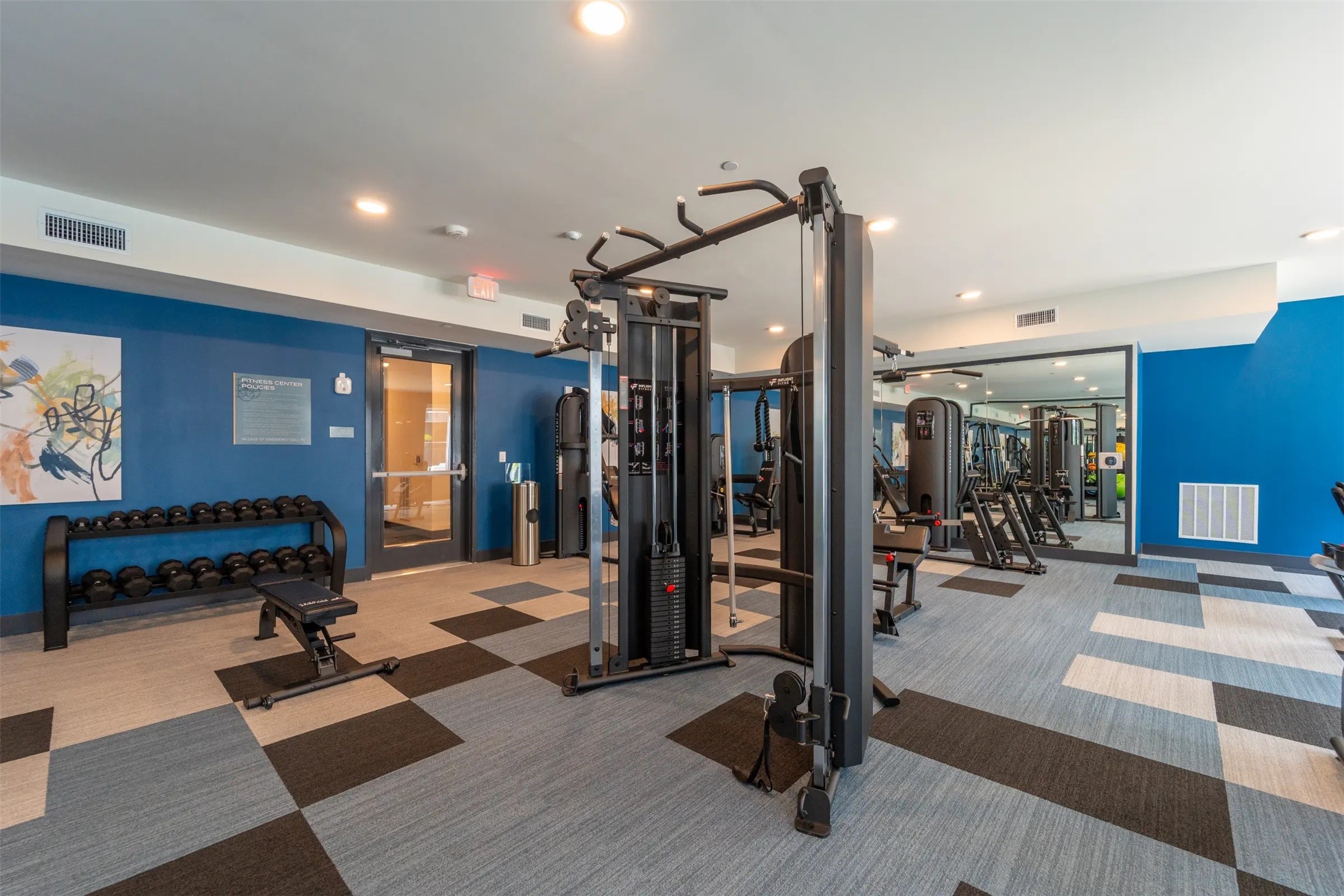 Houston Condo: 1690 North Loop