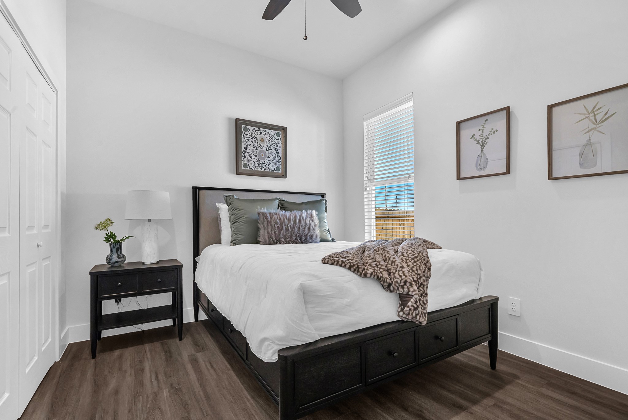 Magnolia Condo: 38634 Spur 149 Road