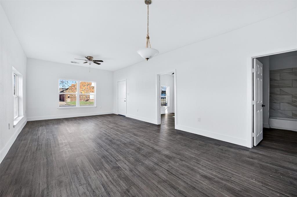 Sherman Condo: 710 East Lamar Street