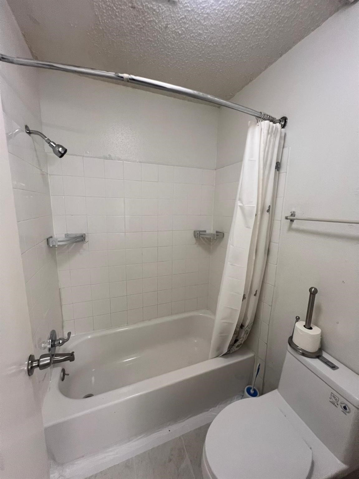 Houston Condo: 6843 Greenway Chase Street