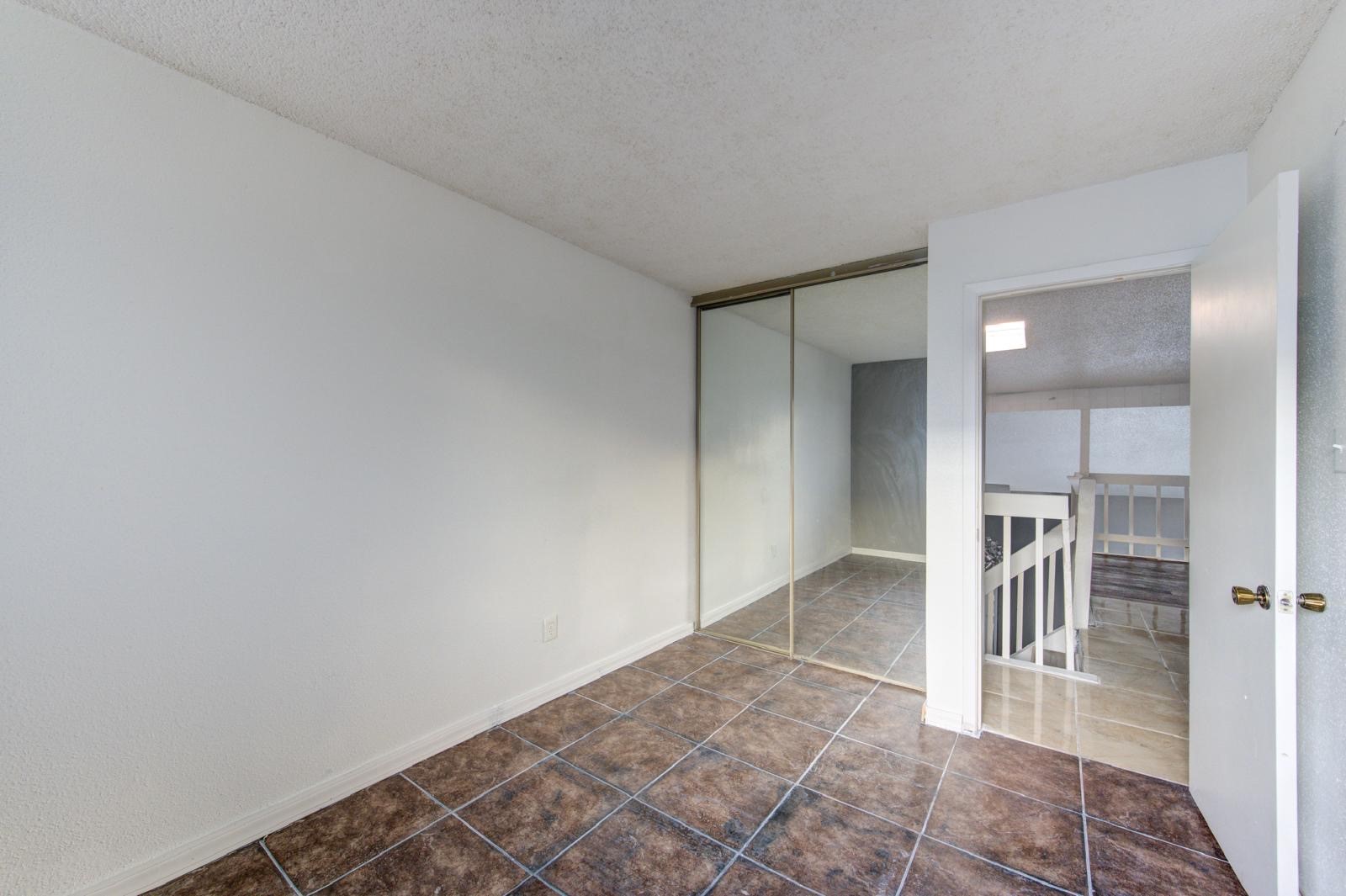 Houston Condo: 13004 Greenway Chase Court