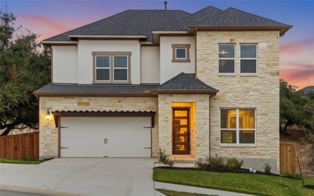 Leander Condo: 716 Coppell Court