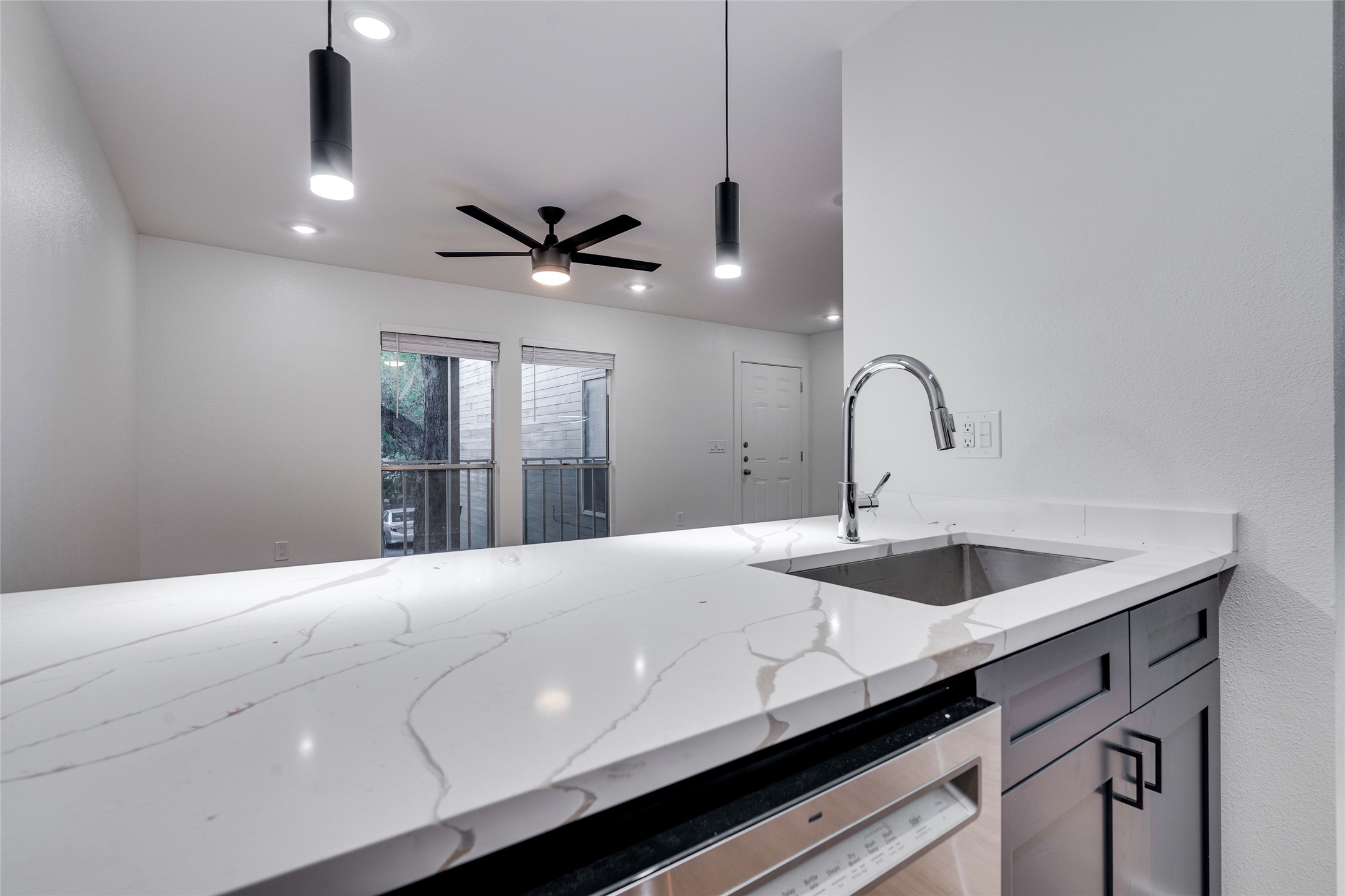Austin Condo: 205 East 45th Street