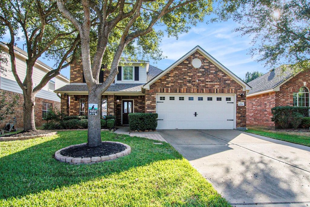 Cypress Condo: 22110 Field Green Drive