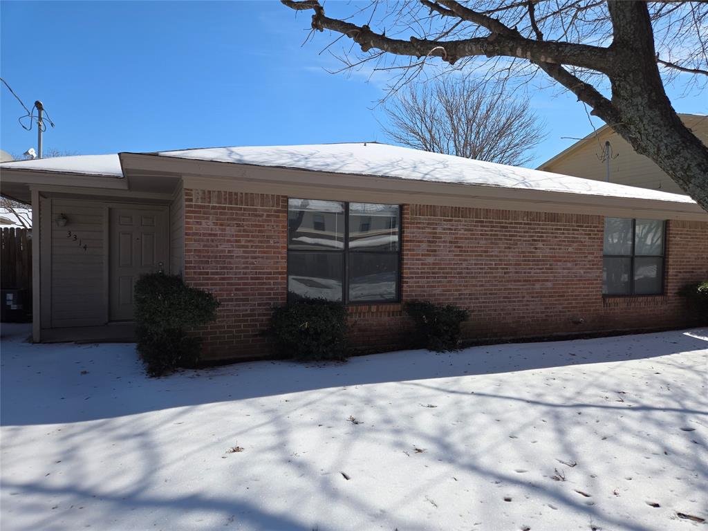 Denton Condo: 3314 Gardenview Circle