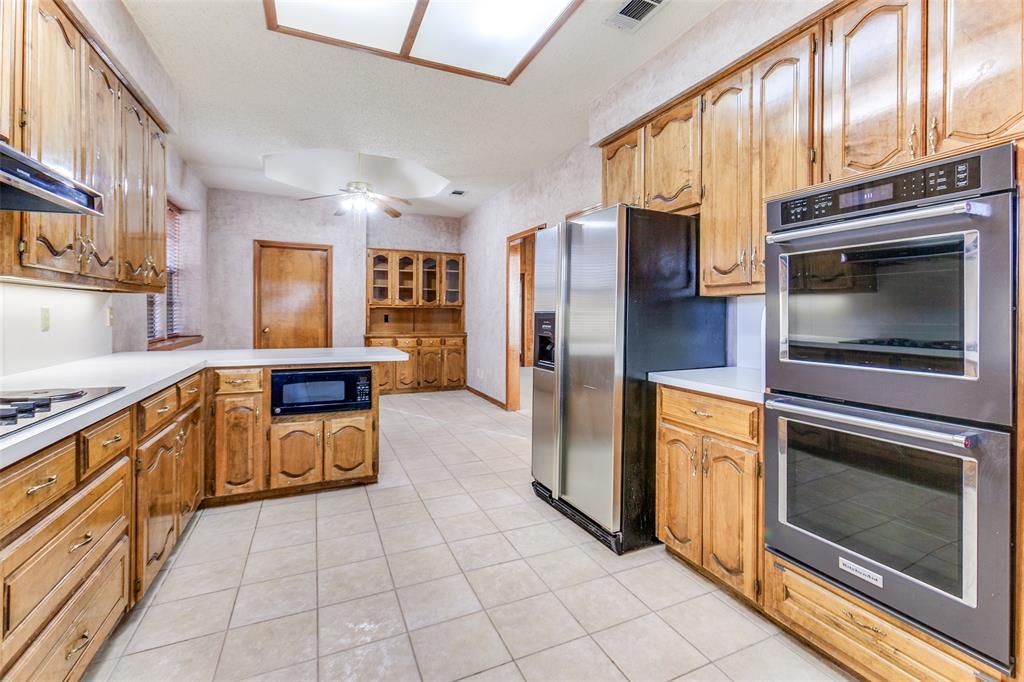 Garland Condo: 2122 Rolling Oak Lane