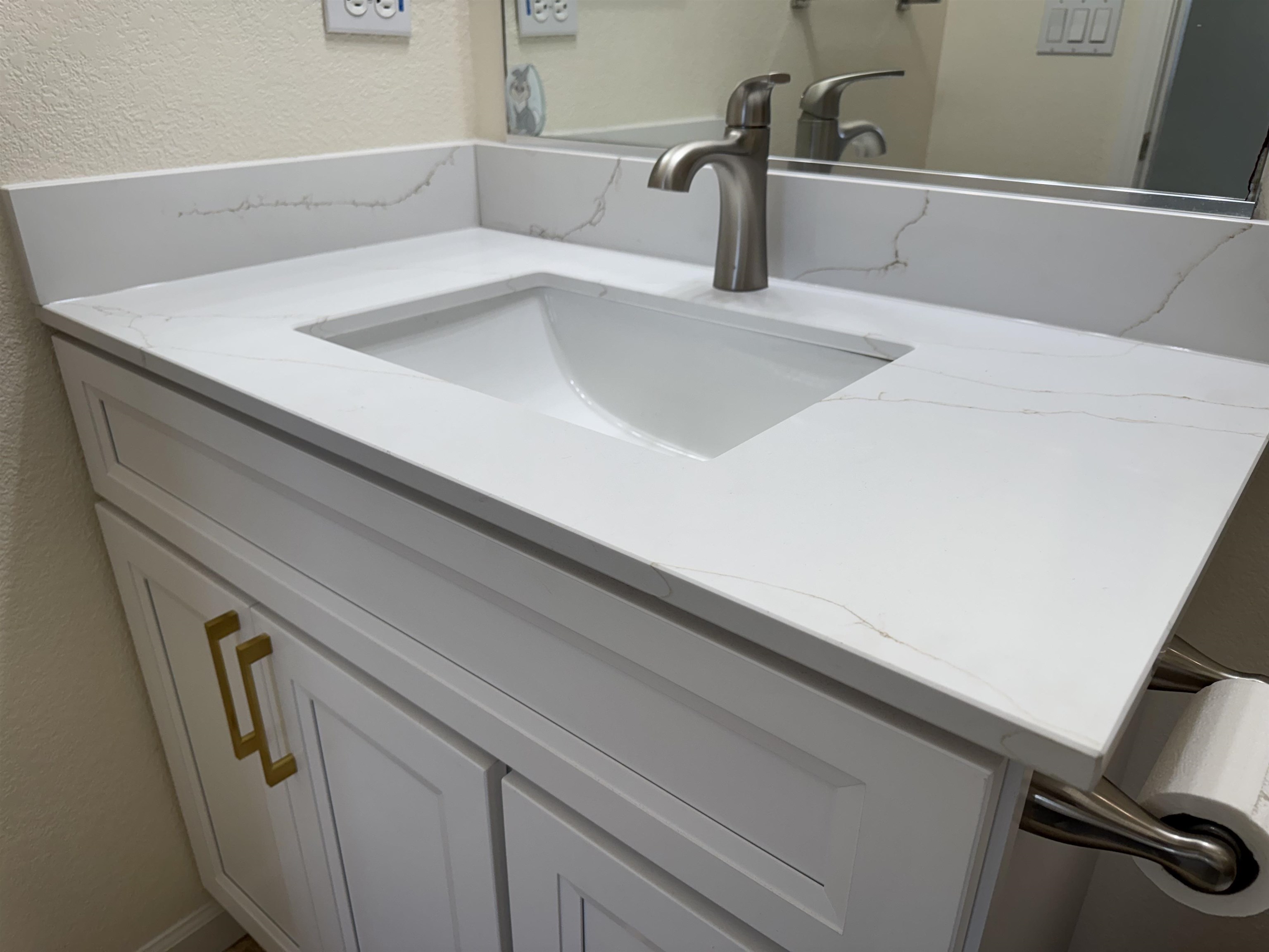 Dublin Condo: 4486 Chancery Lane