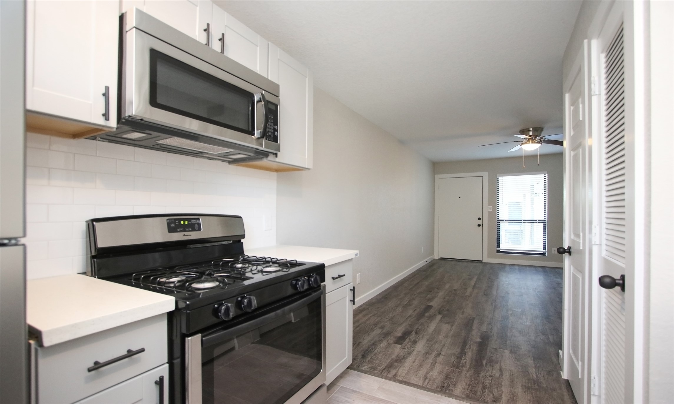 Houston Condo: 5201 Crawford Street