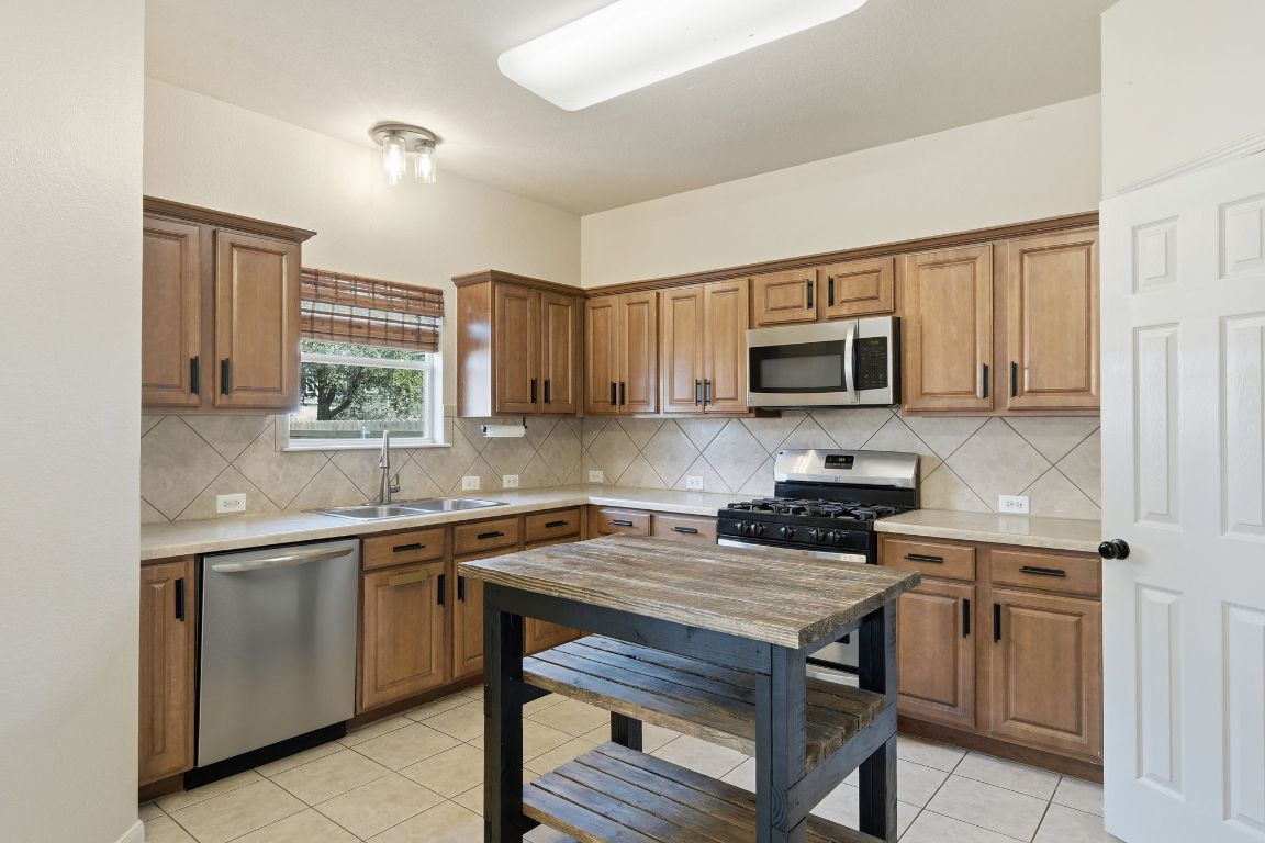 Georgetown Condo: 606 Fairmont Drive