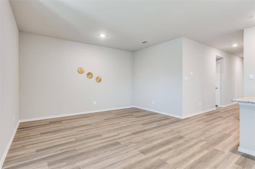 Justin Condo: 16433 Rosella Lane