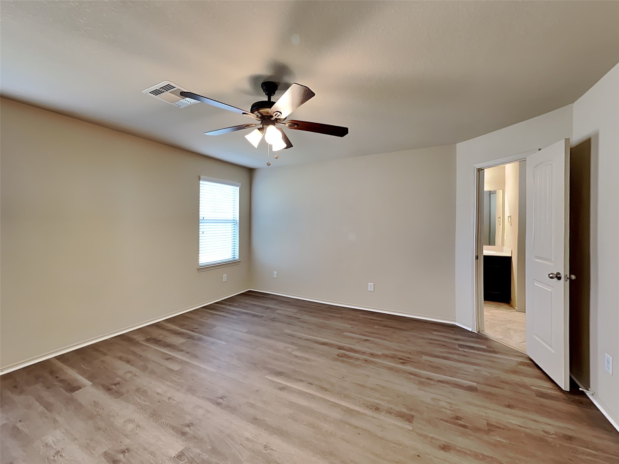 Magnolia Condo: 7210 Alava Drive