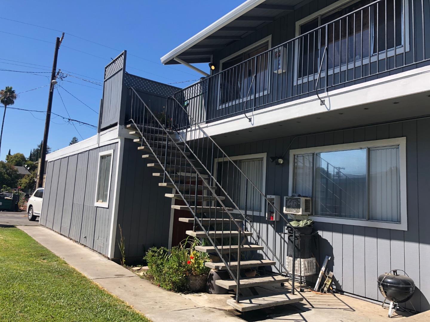 San Jose Condo: 5745 Almaden Road