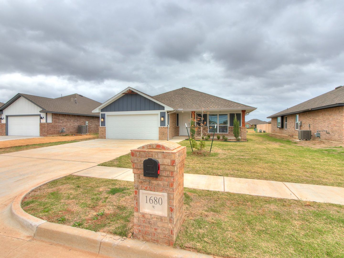 Newcastle House: 1680 Addington Road