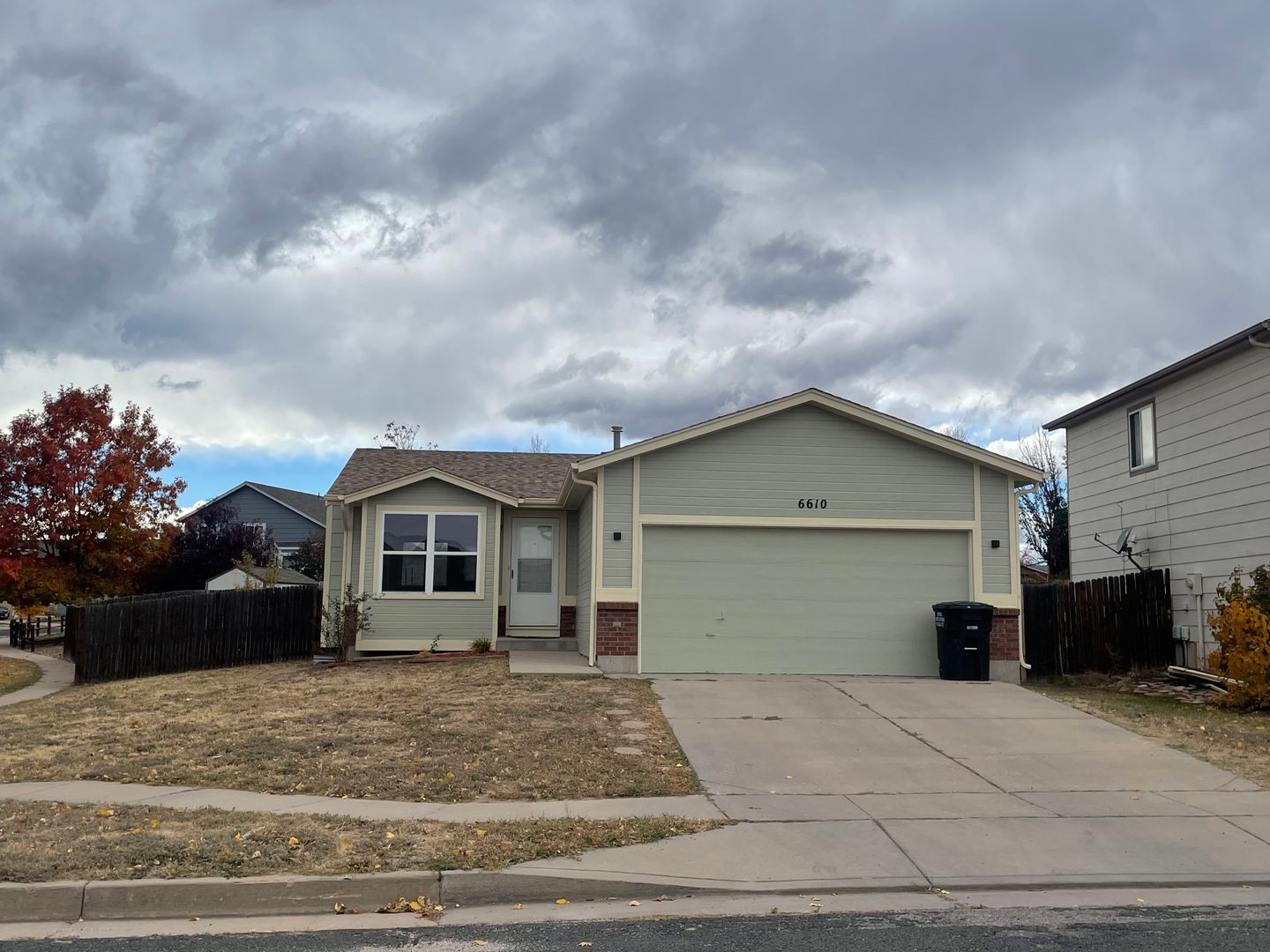 Colorado Springs House: 6610 Oakwood Blvd