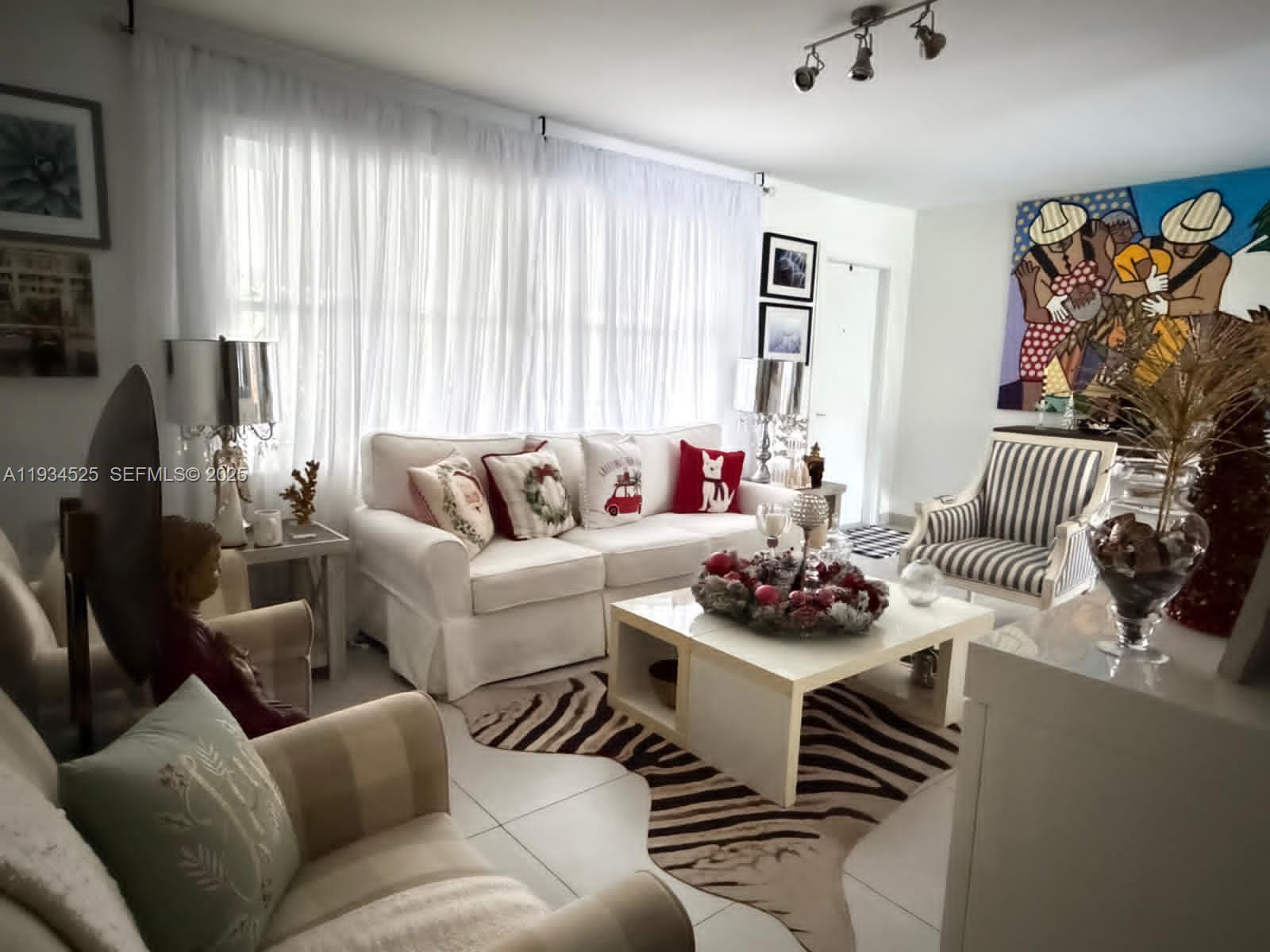 Miami Condo: Miami-Dade County