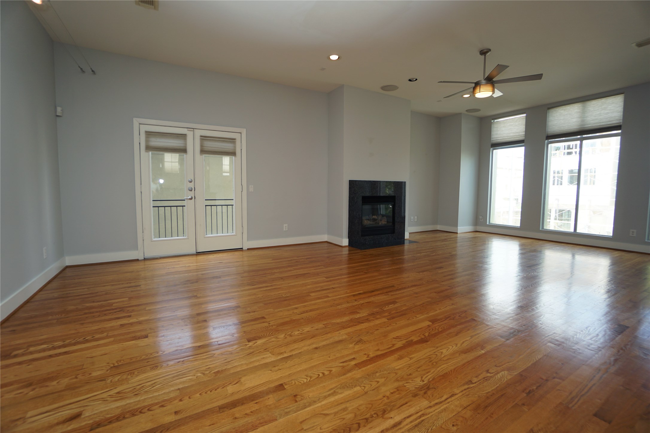 Houston Condo: 4313 Feagan Street