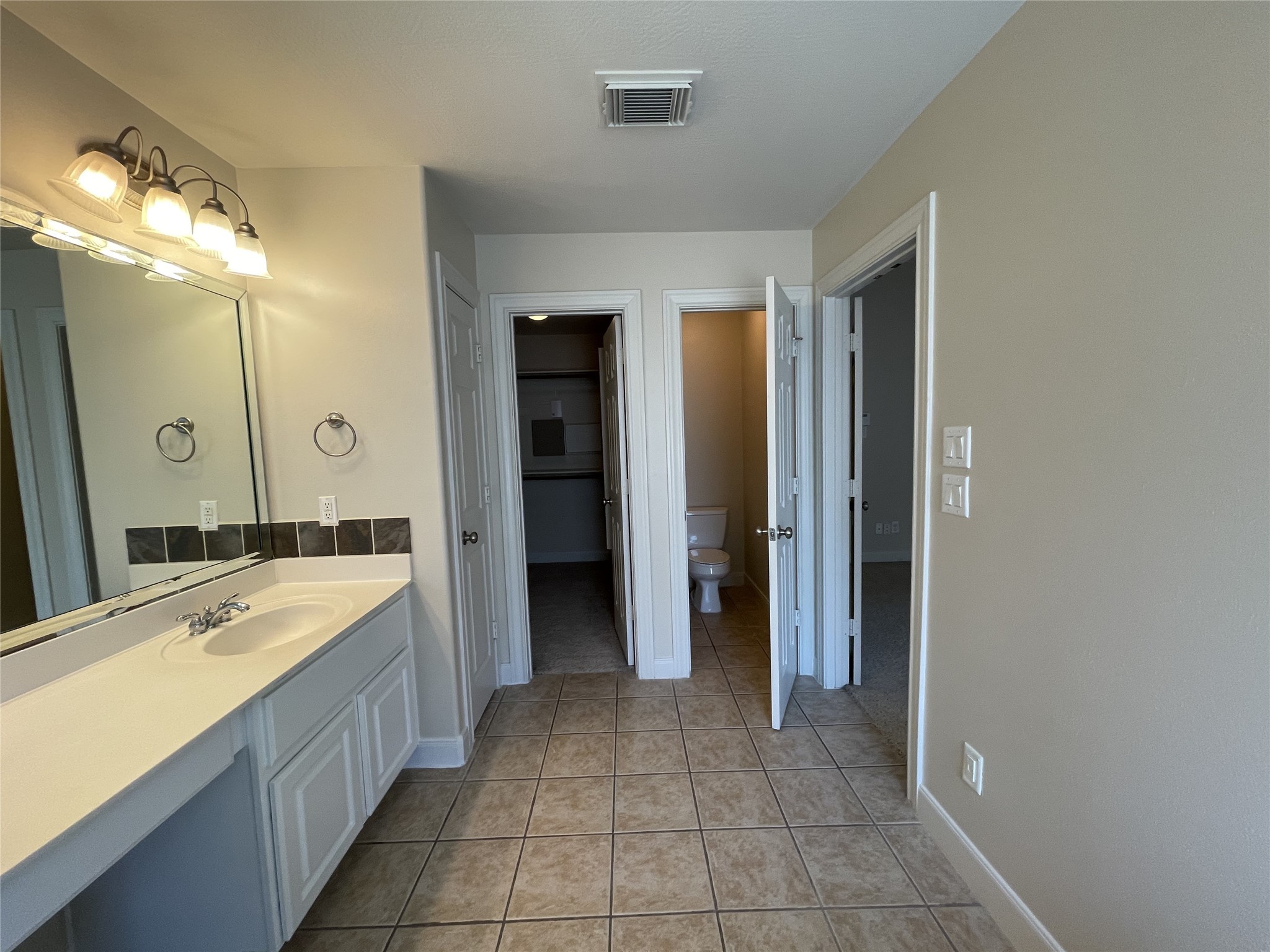 Houston Condo: 326 Malone Street