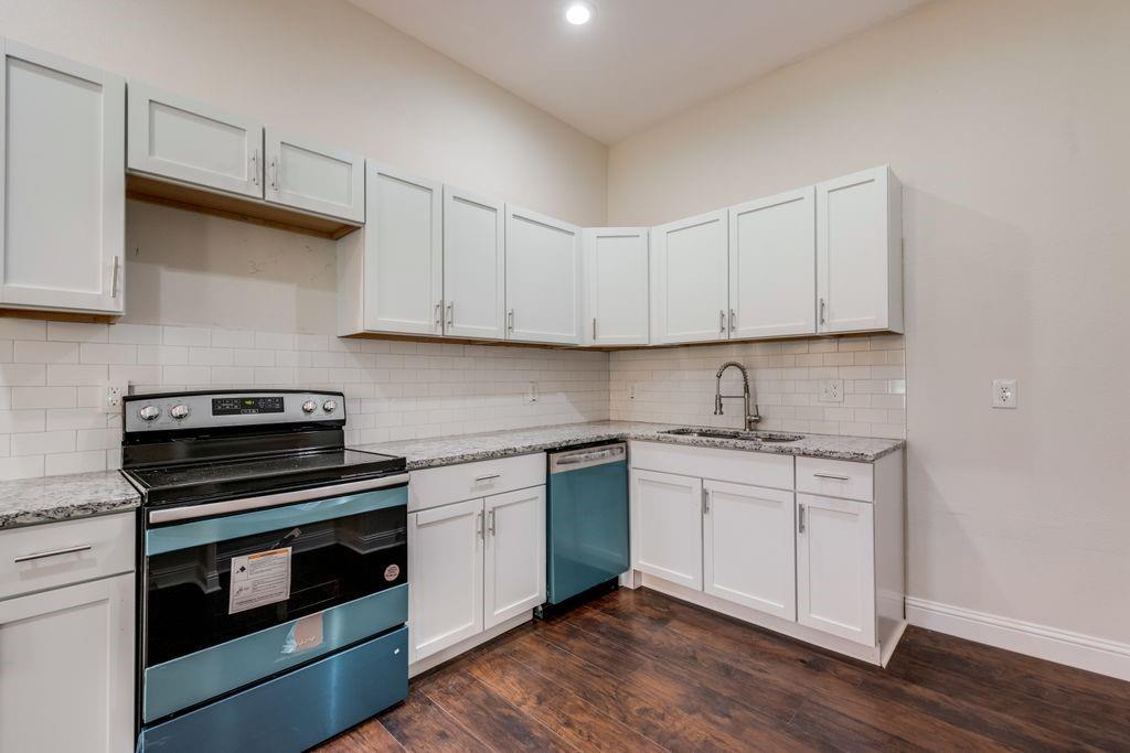 Dallas Condo: 4823 Ash Lane
