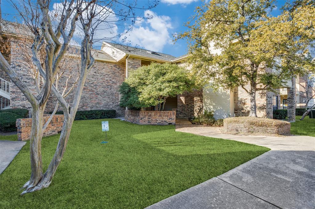 Plano Condo: 3110 Devonshire Drive