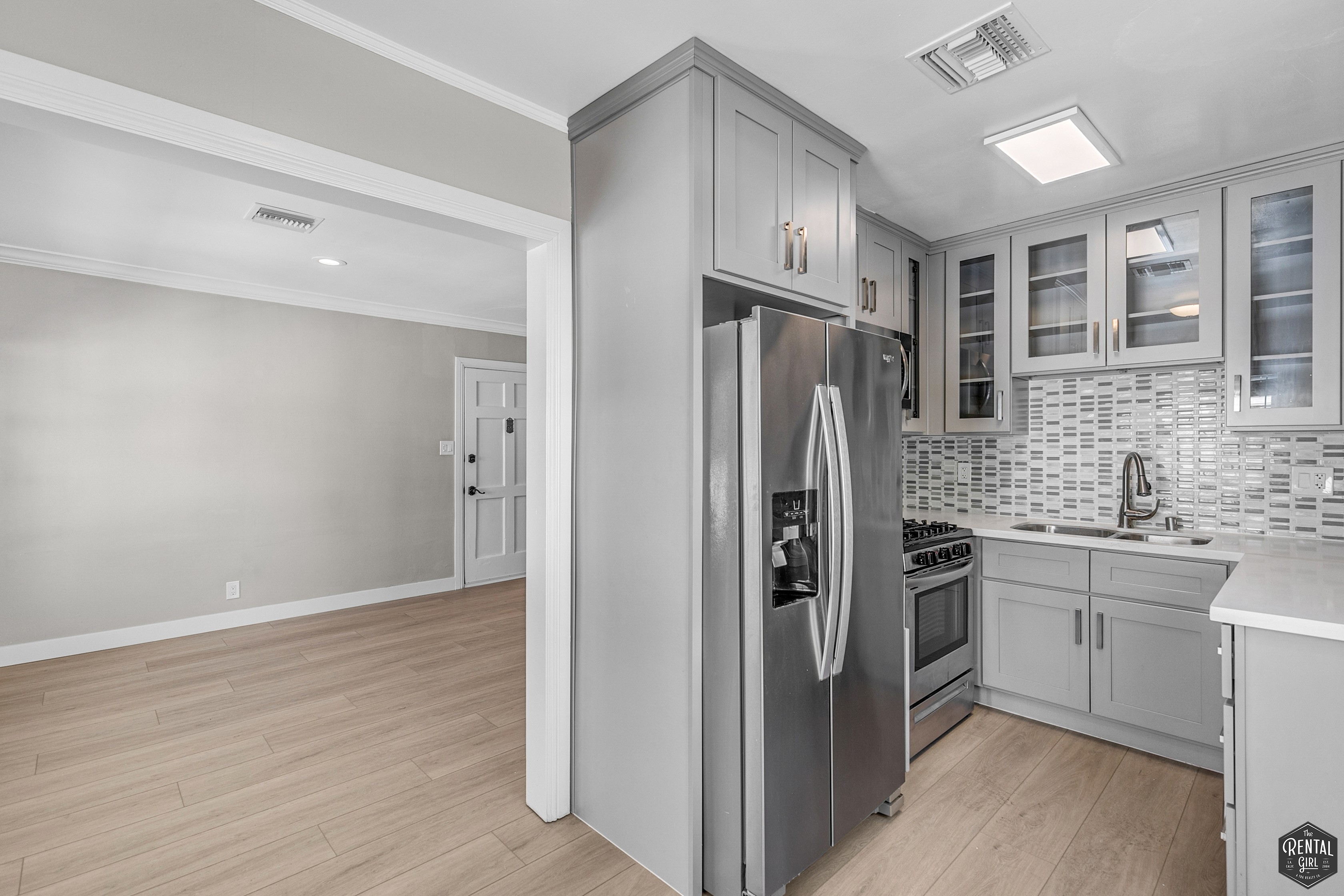 Los Angeles Condo: 8619 1/2 W. Olympic Blvd