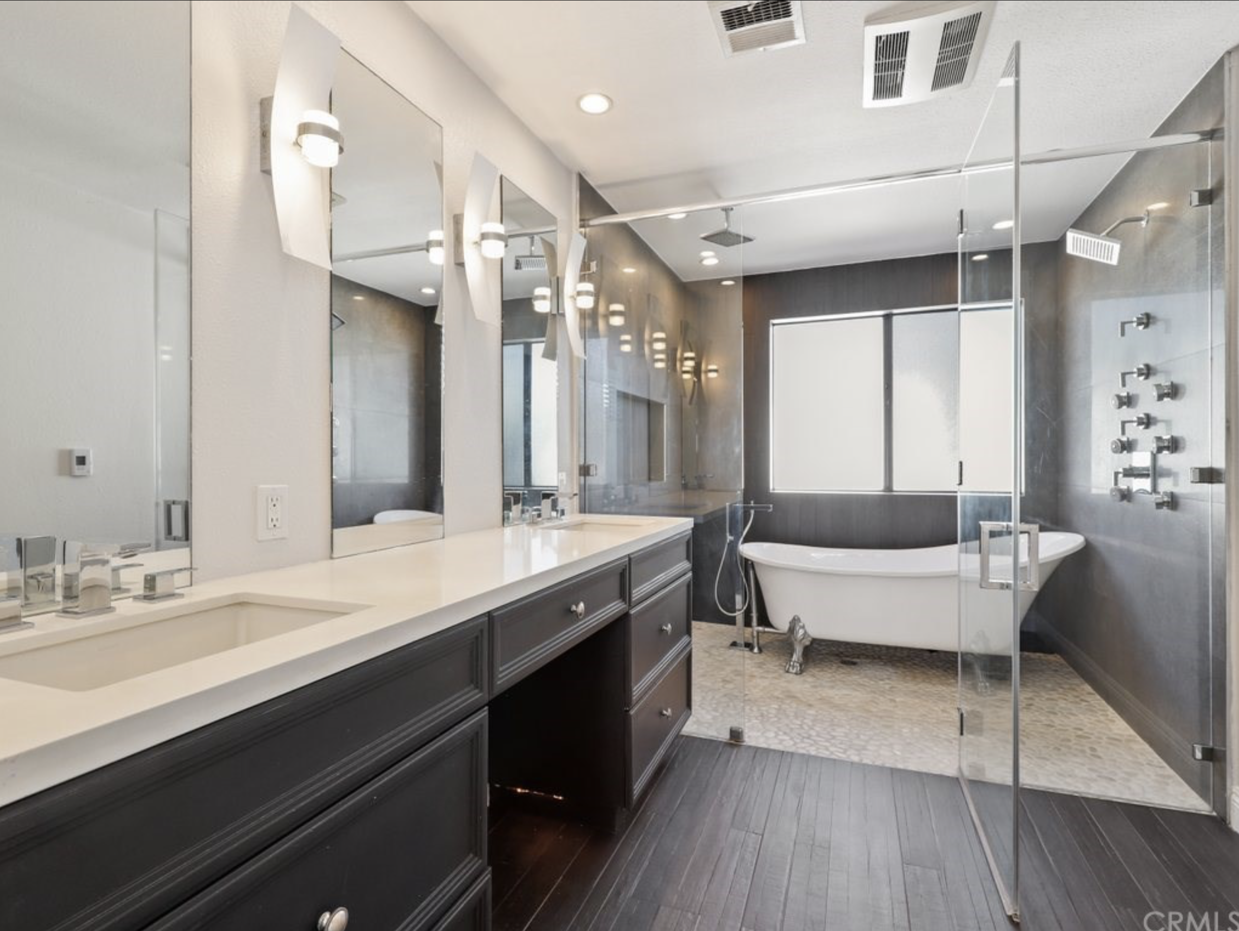 Sherman Oaks Condo: 5323 Coldwater Canyon Ave.