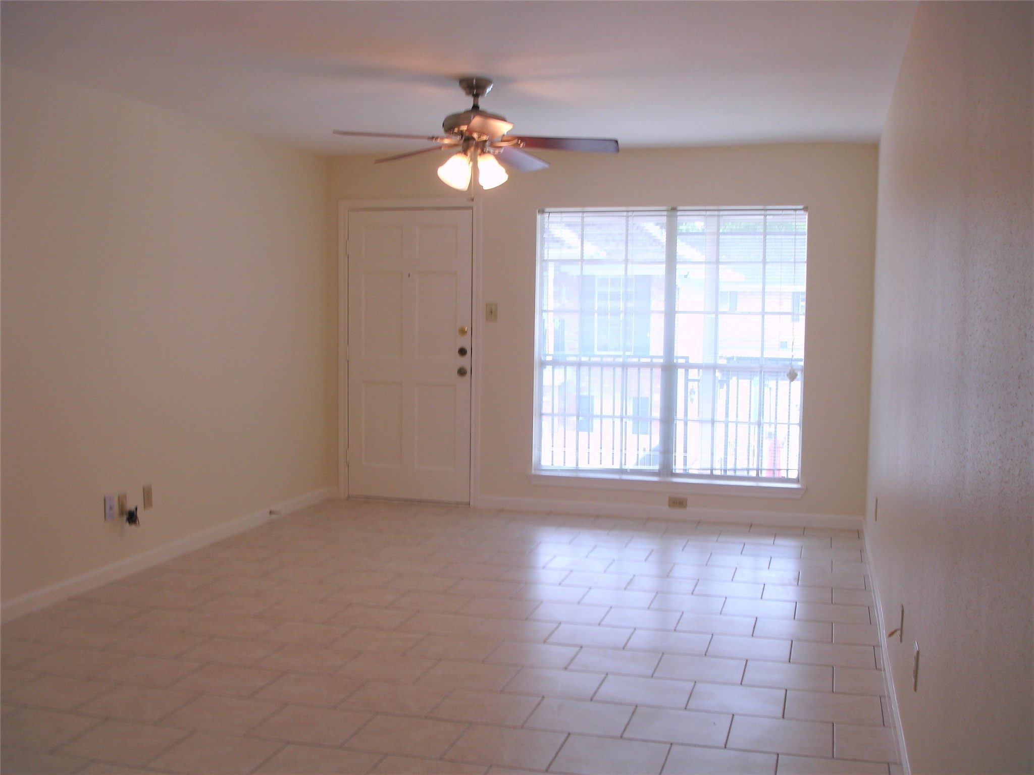 Houston Condo: 14333 Memorial Drive