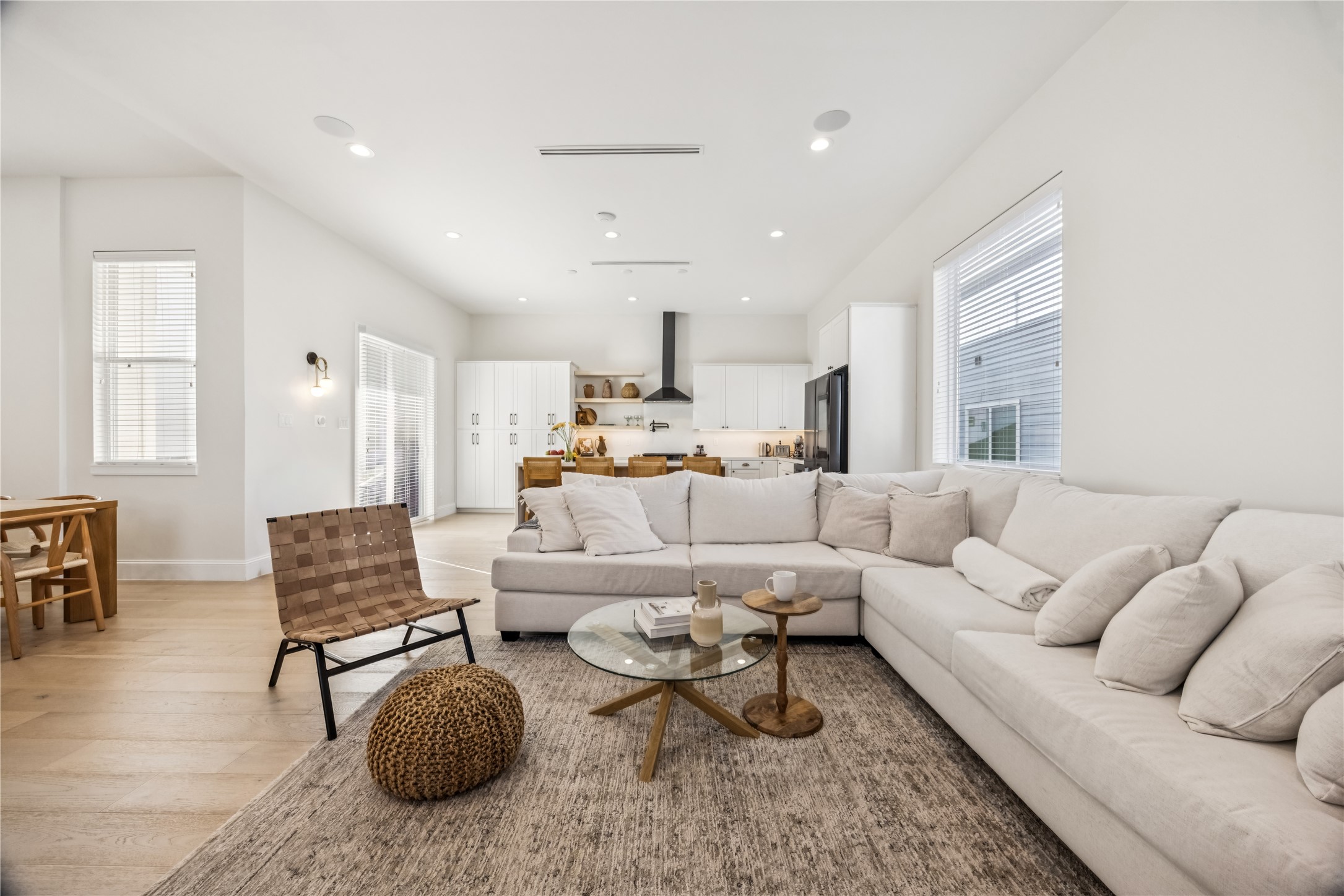 Houston Condo: 1127 West 16th Street