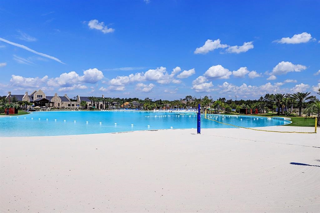 Humble Condo: 10630 Shimmer Blf Lane