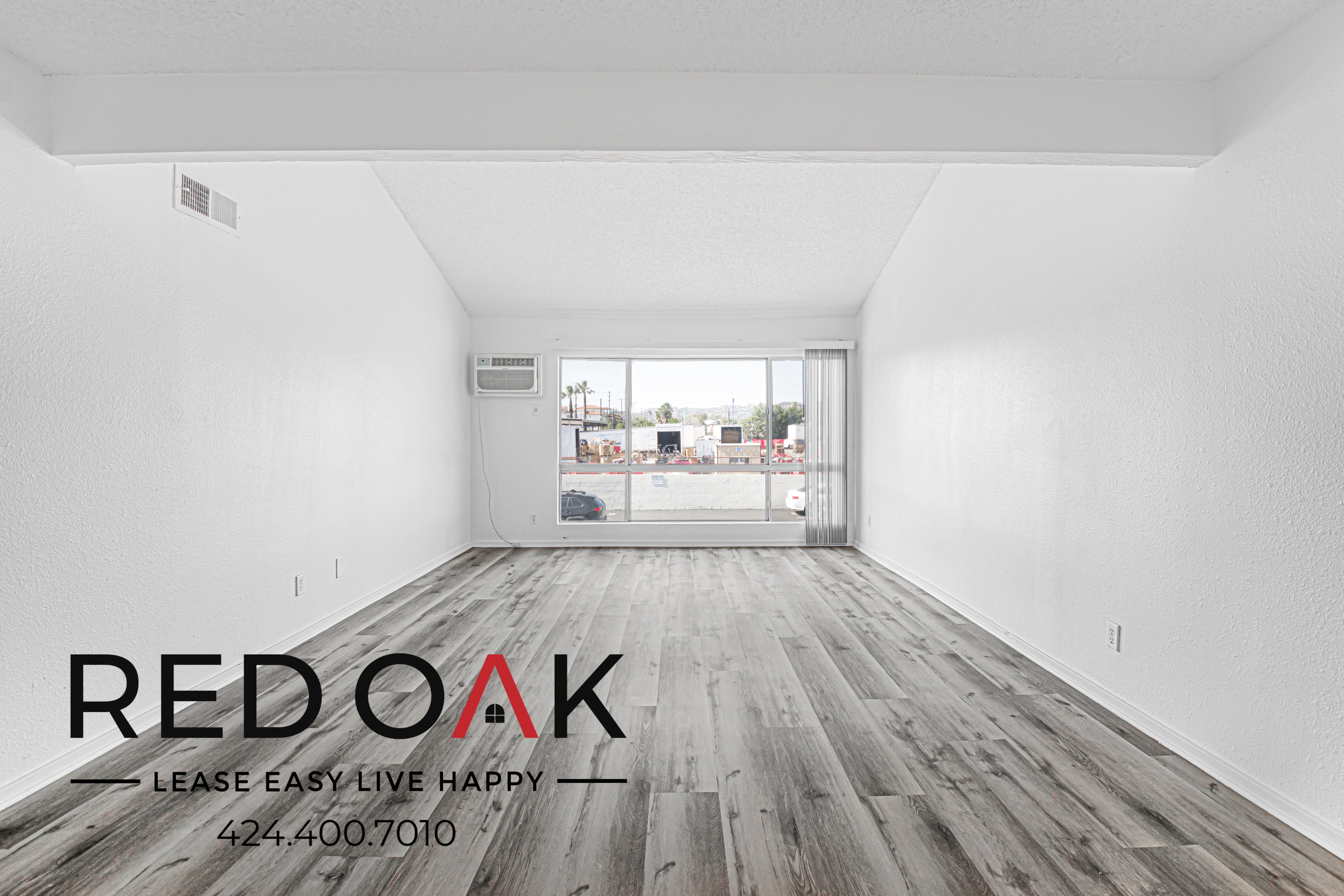 Canoga Park Condo: 21315 Roscoe Blvd