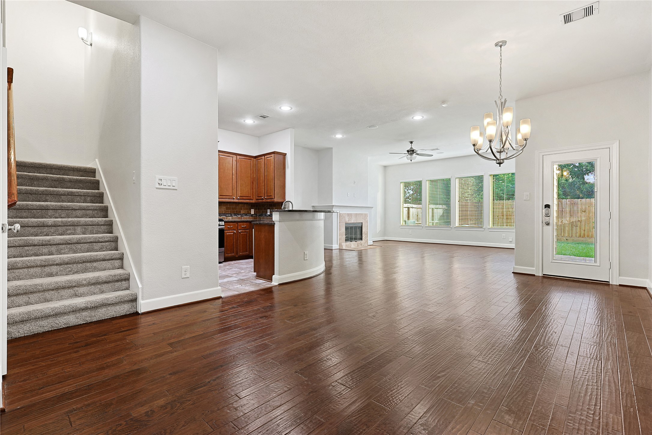 Houston Condo: 5166 Oasis Park Lane