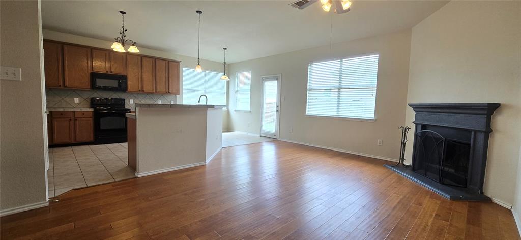 Little Elm Condo: 3432 Fashion Street