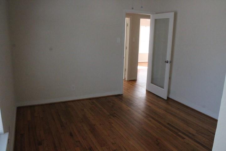 Garland Condo: 1109 Parkway Drive