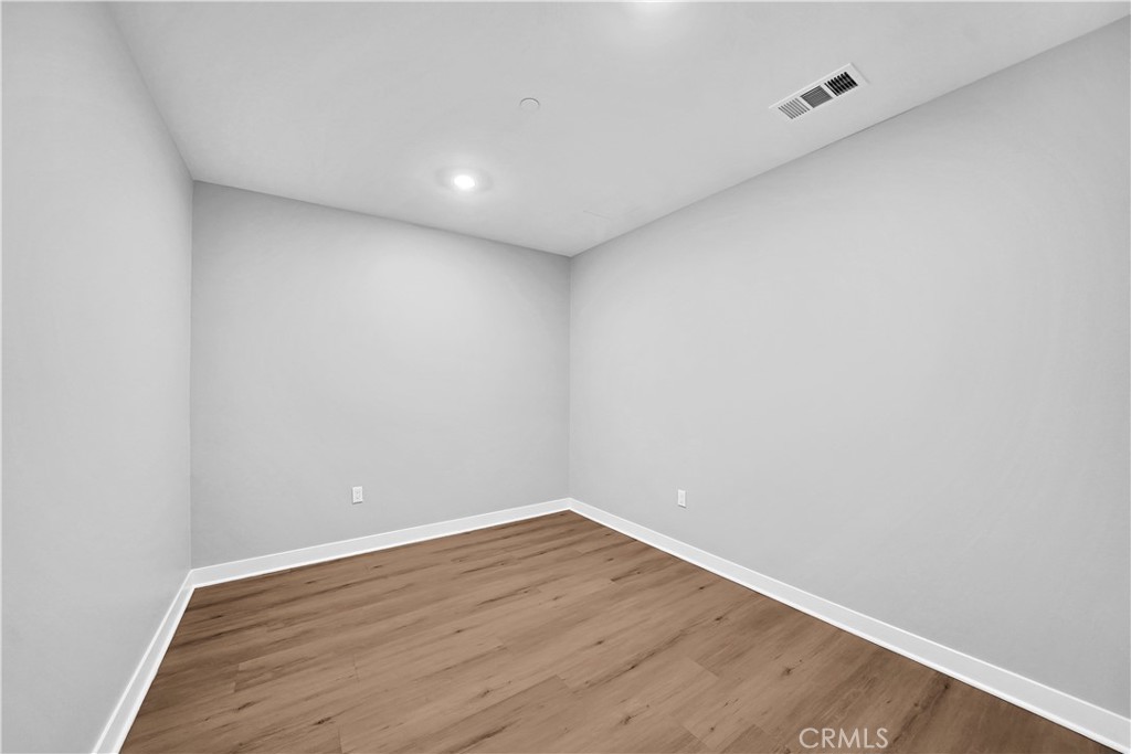 Irvine Condo: 3503 Rivington