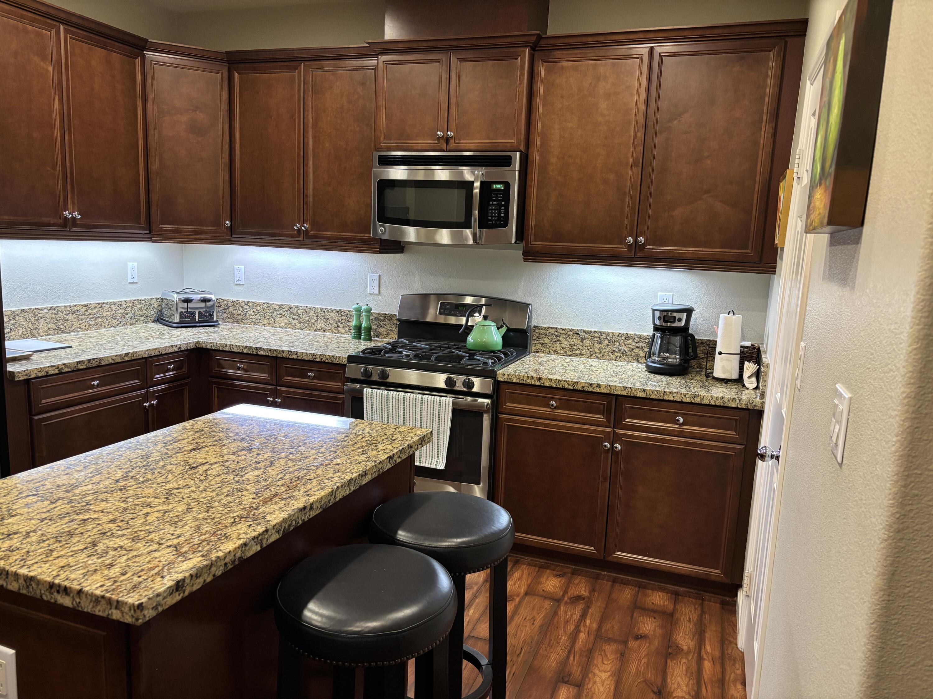 Palm Desert Condo: 520 Calle Vibrante