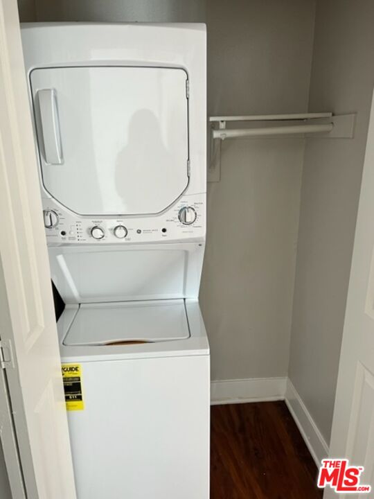 Calabasas Condo: 5830 Las Virgenes Road