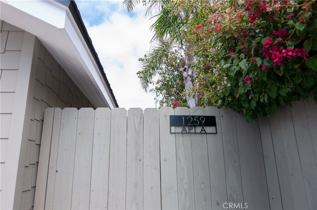 Laguna Beach Condo: 1259 South Coast Highway