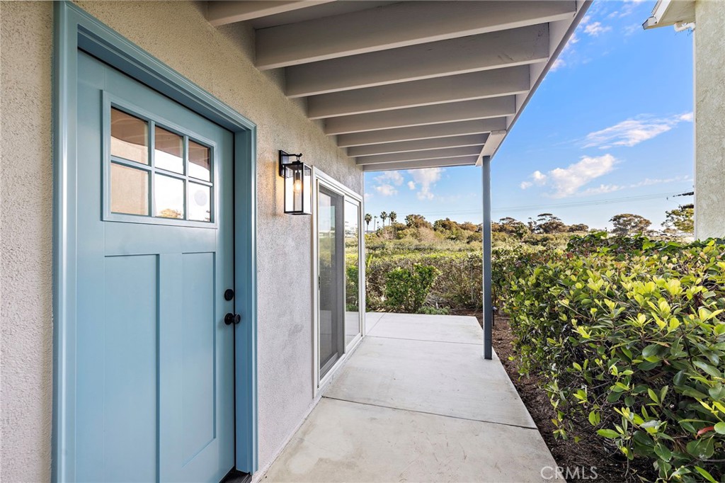 San Clemente Condo: 213 Avenida Lobeiro