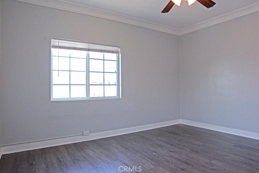 Los Angeles Condo: 3111 Kenwood Avenue