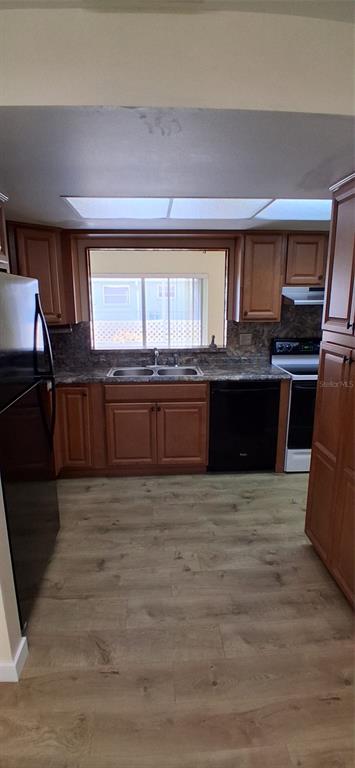 Nokomis Condo: 441 Rubens Drive