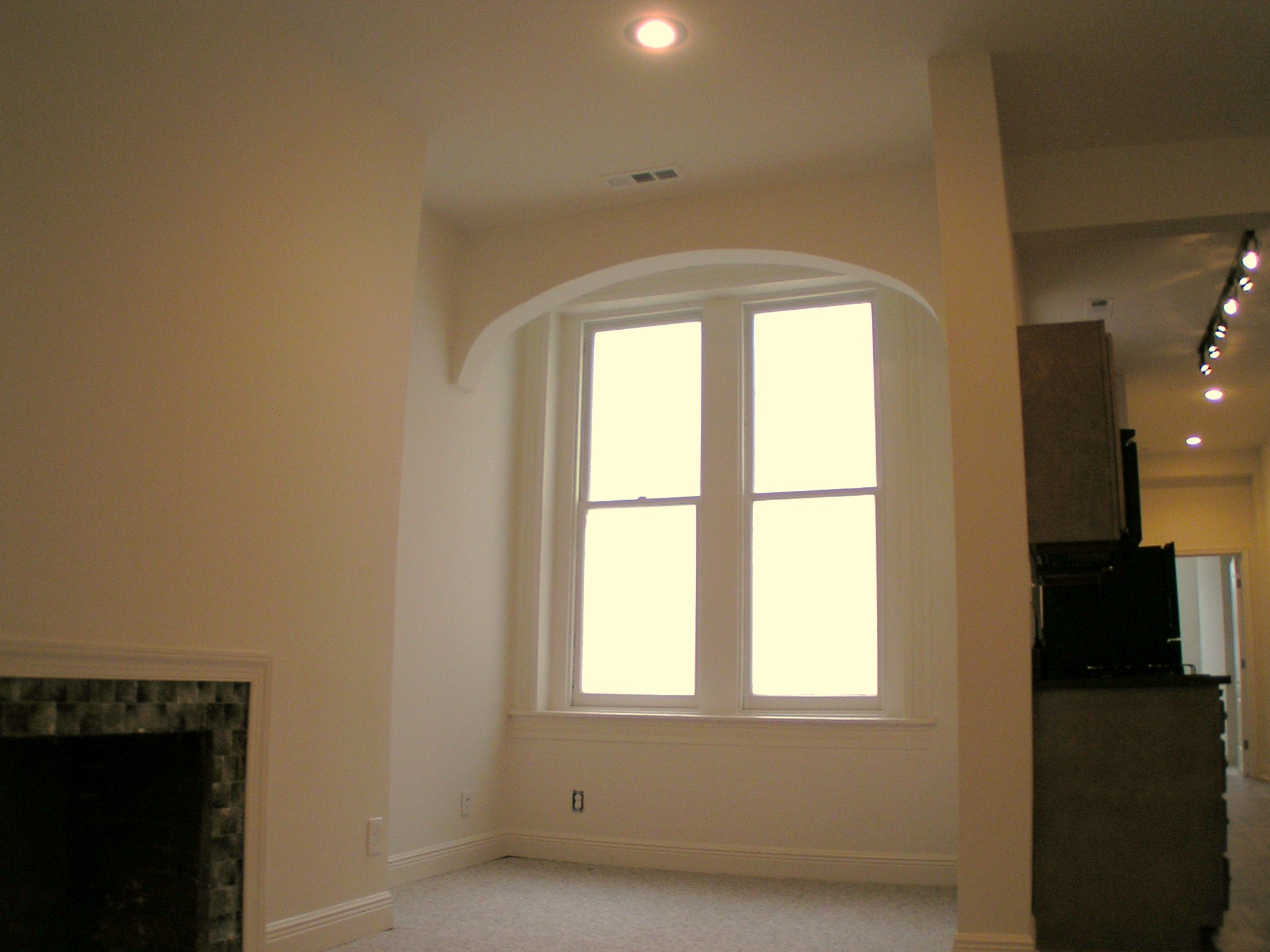 Baltimore Condo: 1121 N Calvert St Suite 221