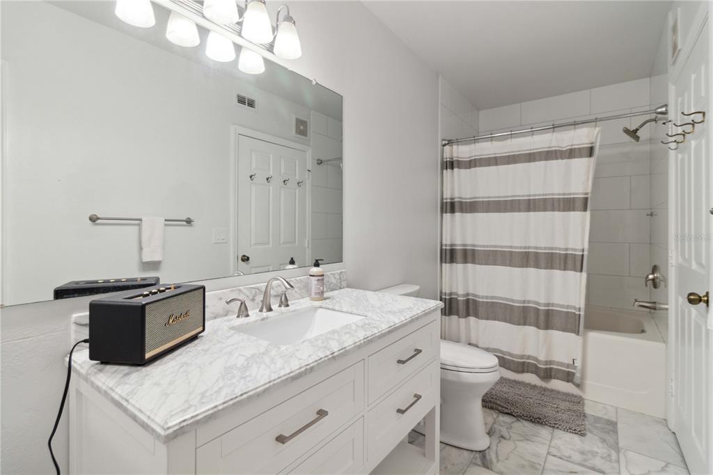 Sarasota Condo: 1020 Villagio Circle