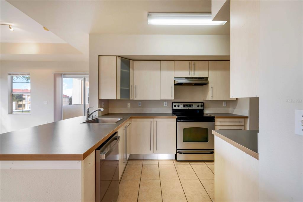 Sarasota Condo: 1030 Villagio Circle