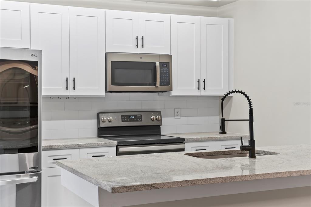 Leesburg Condo: 2920 Pecan Avenue