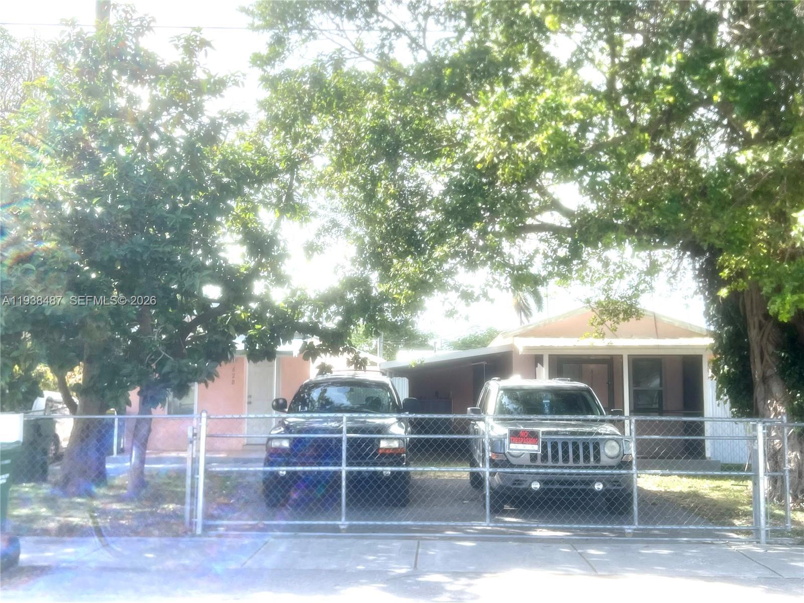 Homestead Condo: 616 Southwest 8th Street