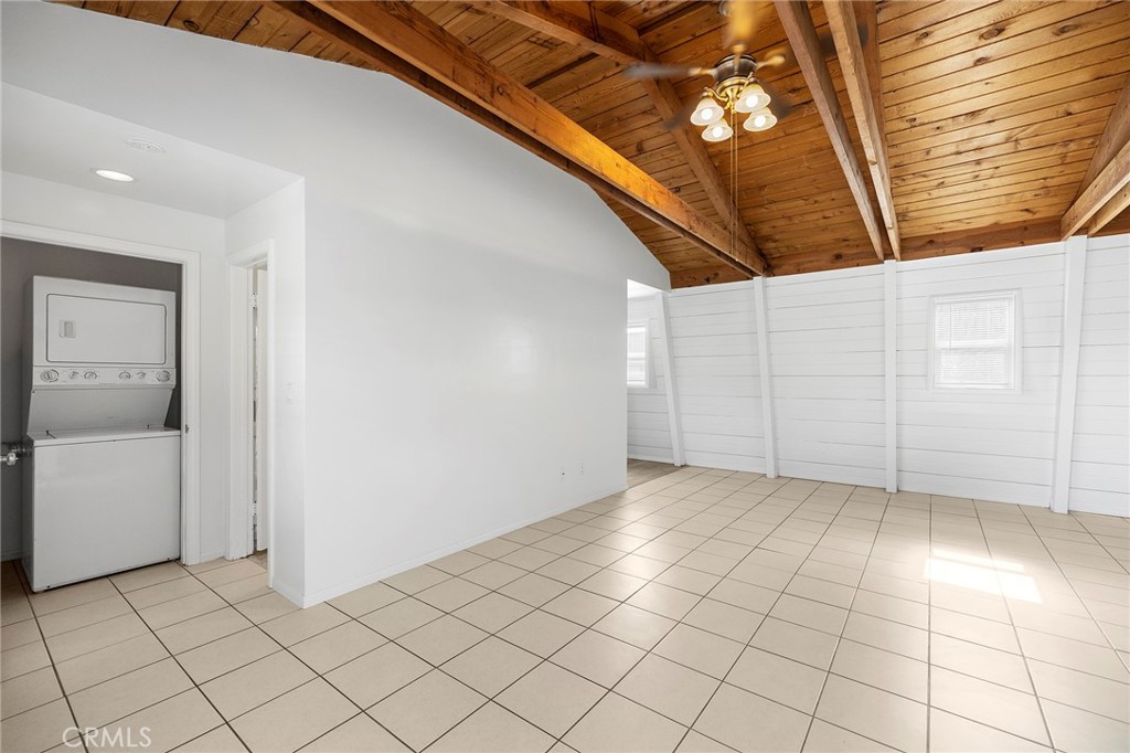 Fallbrook Condo: 410 Palomino Road