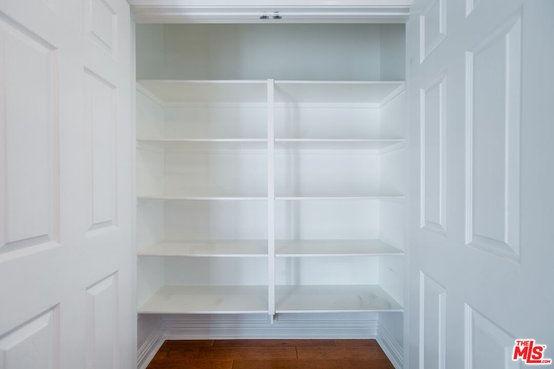 Valencia Condo: 24040 Dandelion Lane