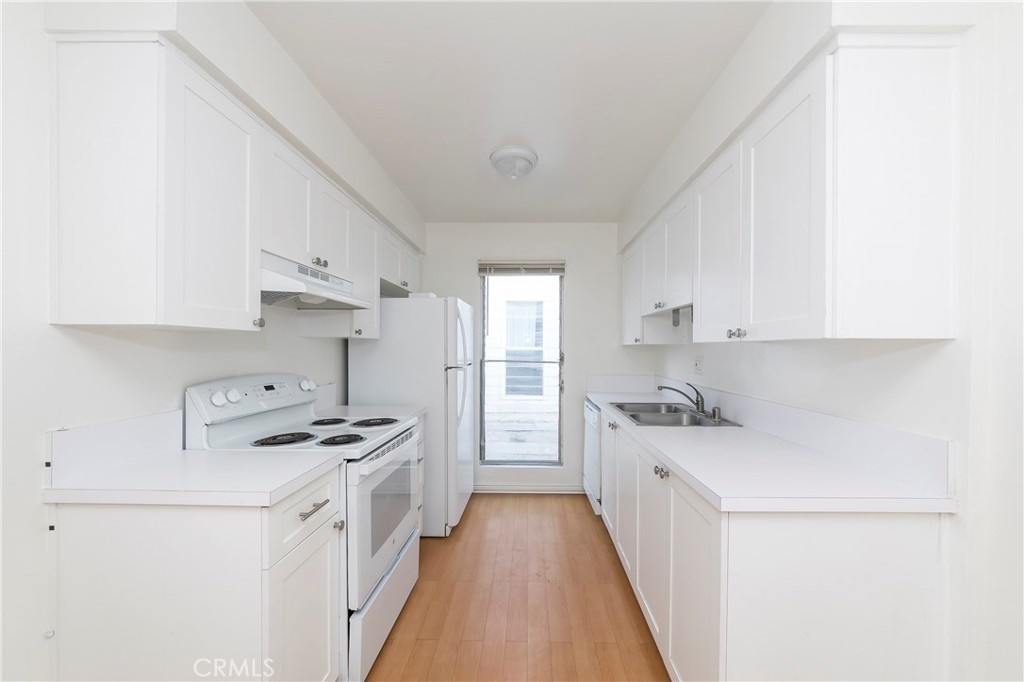 Torrance Condo: 20444 Osage Avenue