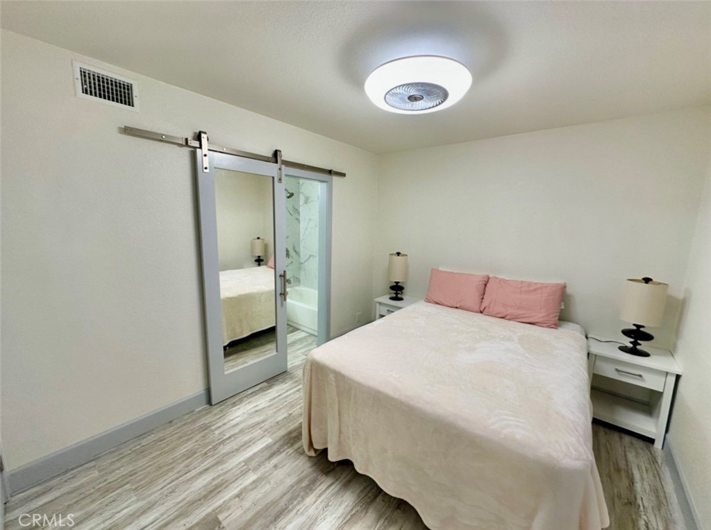 San Clemente Condo: 116 Avenida Calafia