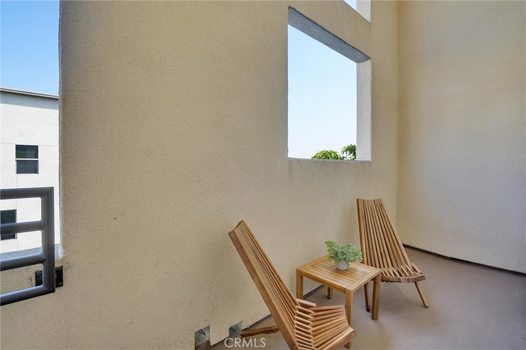 Gardena Condo: 1512 West Artesia Square